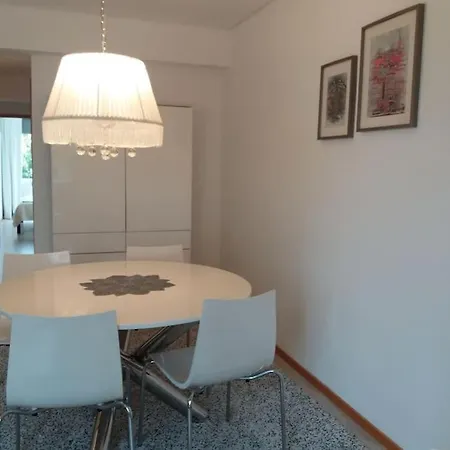 Daire Krisapartments 2 *